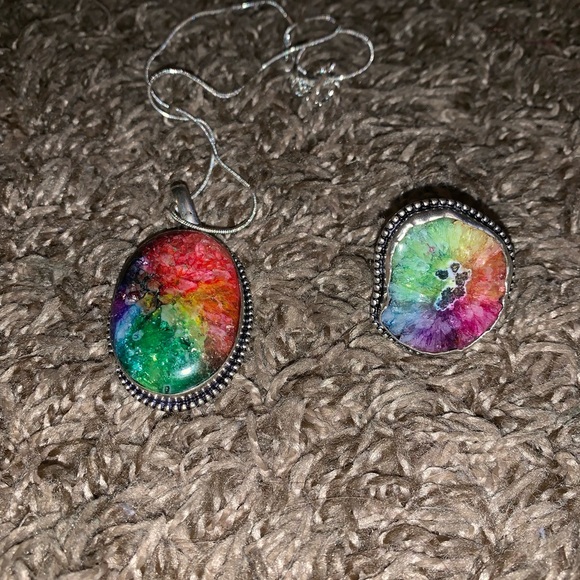 Rainbow Solar Quartz Ring & Necklace Set - Picture 2 of 8